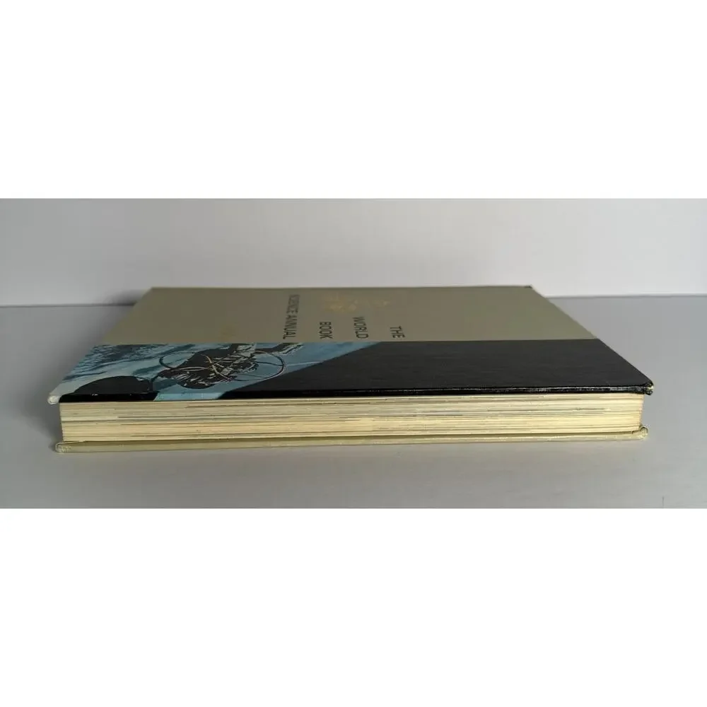 Vintage 1965 Science Year- The World Book Science Annual Excellent Condition